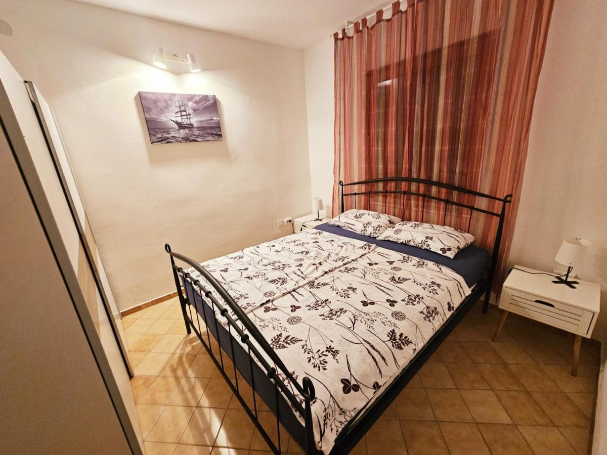 Apartman Mihaela Vrsi Zewnętrze zdjęcie